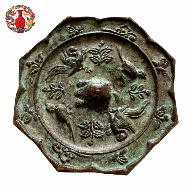 Octagonal Antiqued Bronze Mirror/Tang Dynasty Octagonal Antiqued Bronze Mirror/Tang Dynasty