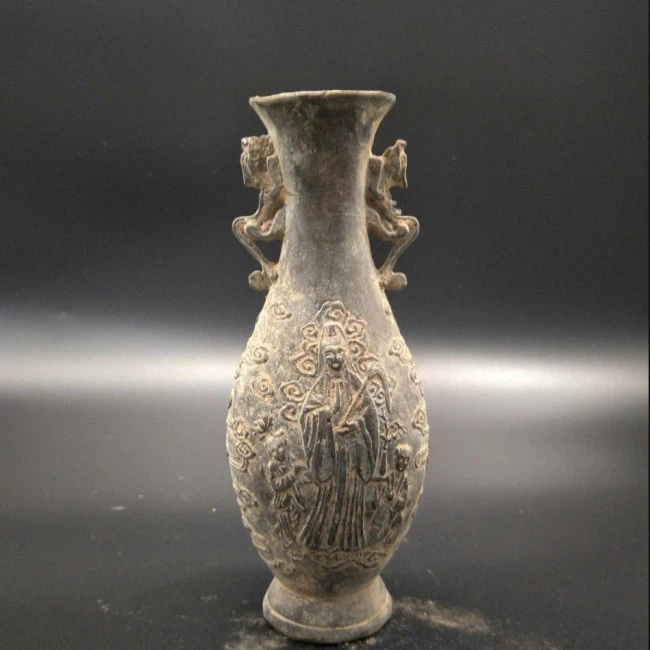 True Dragon Emperor Bronze Vase True Dragon Emperor Bronze Vase