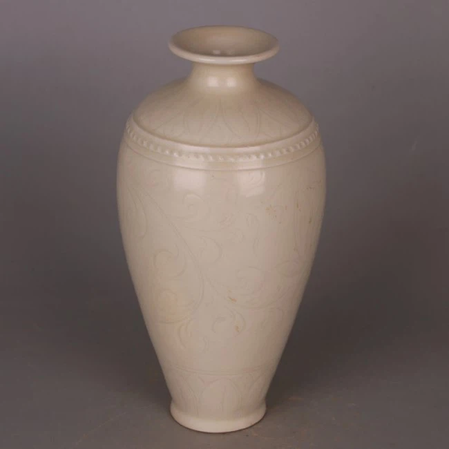 Incised Floral Ding Yao Vase Incised Floral Ding Yao Vase